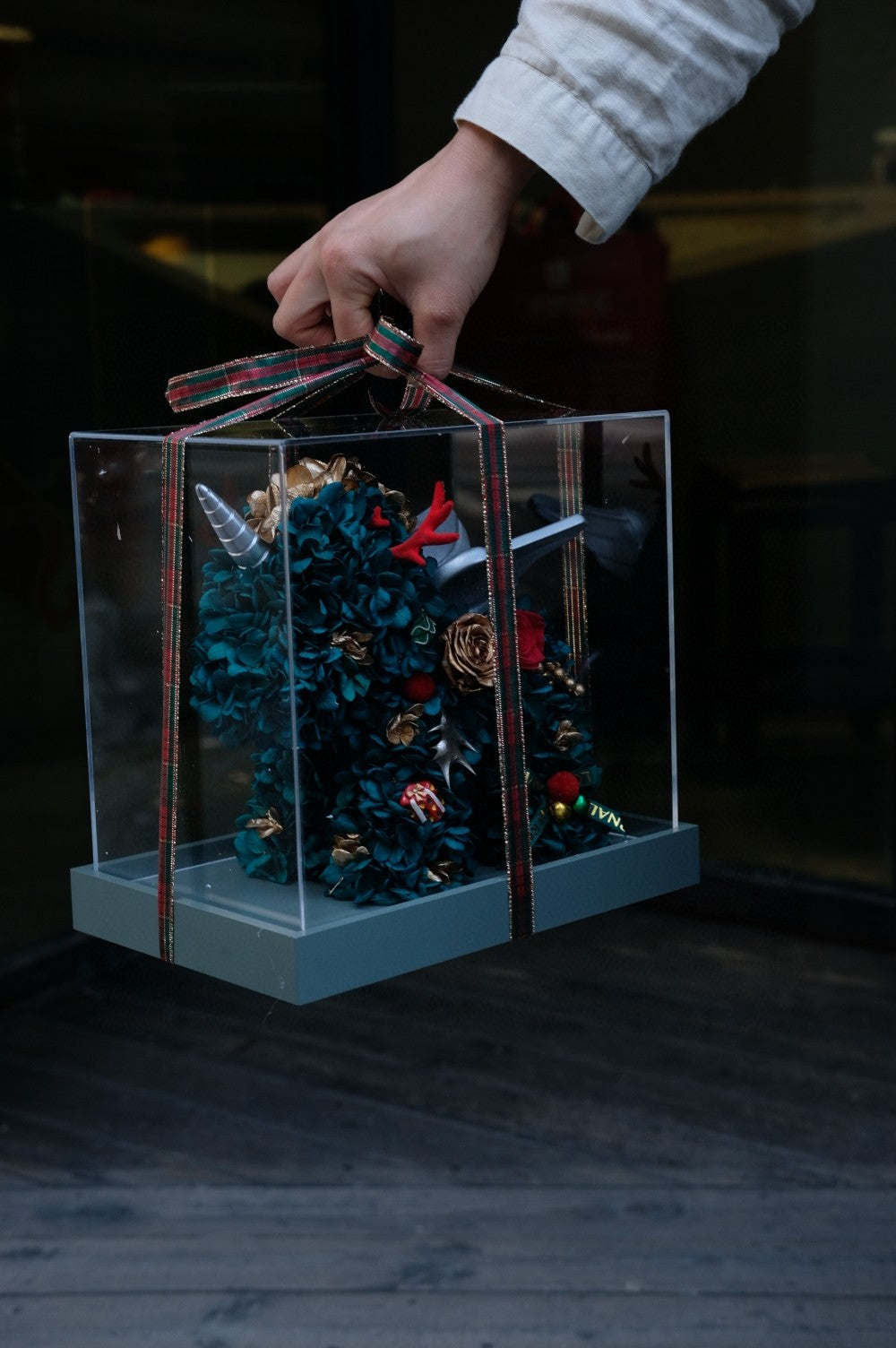 Luxury Preserved Unicorn with Real Roses - Grand Opening Gift, Unique Corporate Gift Idea for Clients