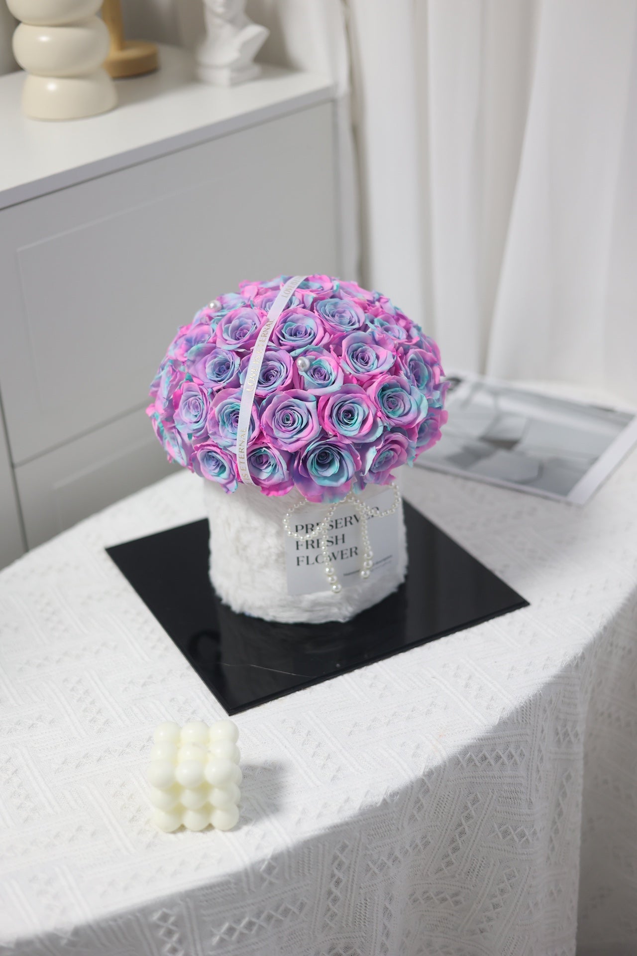 Preserved Flower Rose Hug Bucket - Long-Lasting Beauty, Eternal Love Token, Perfect Gift for Girlfriend & Wife