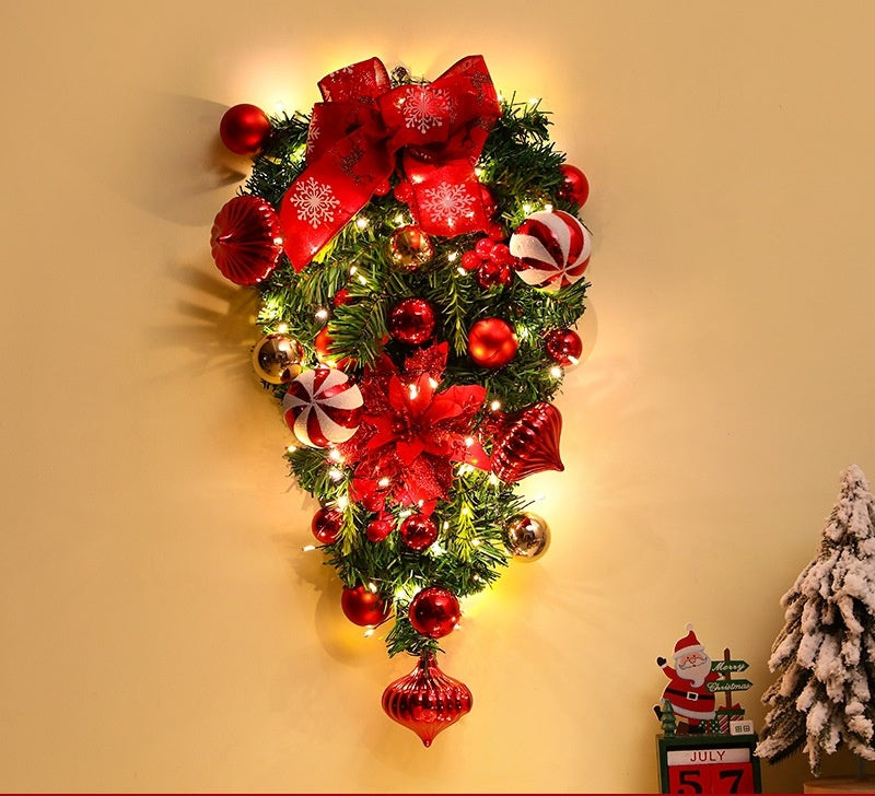 Christmas decorations, Christmas wreaths, shop decorations, window hangings, atmospheric decorations, themed ornaments