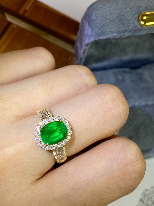 Natural emerald 18K gold ring!