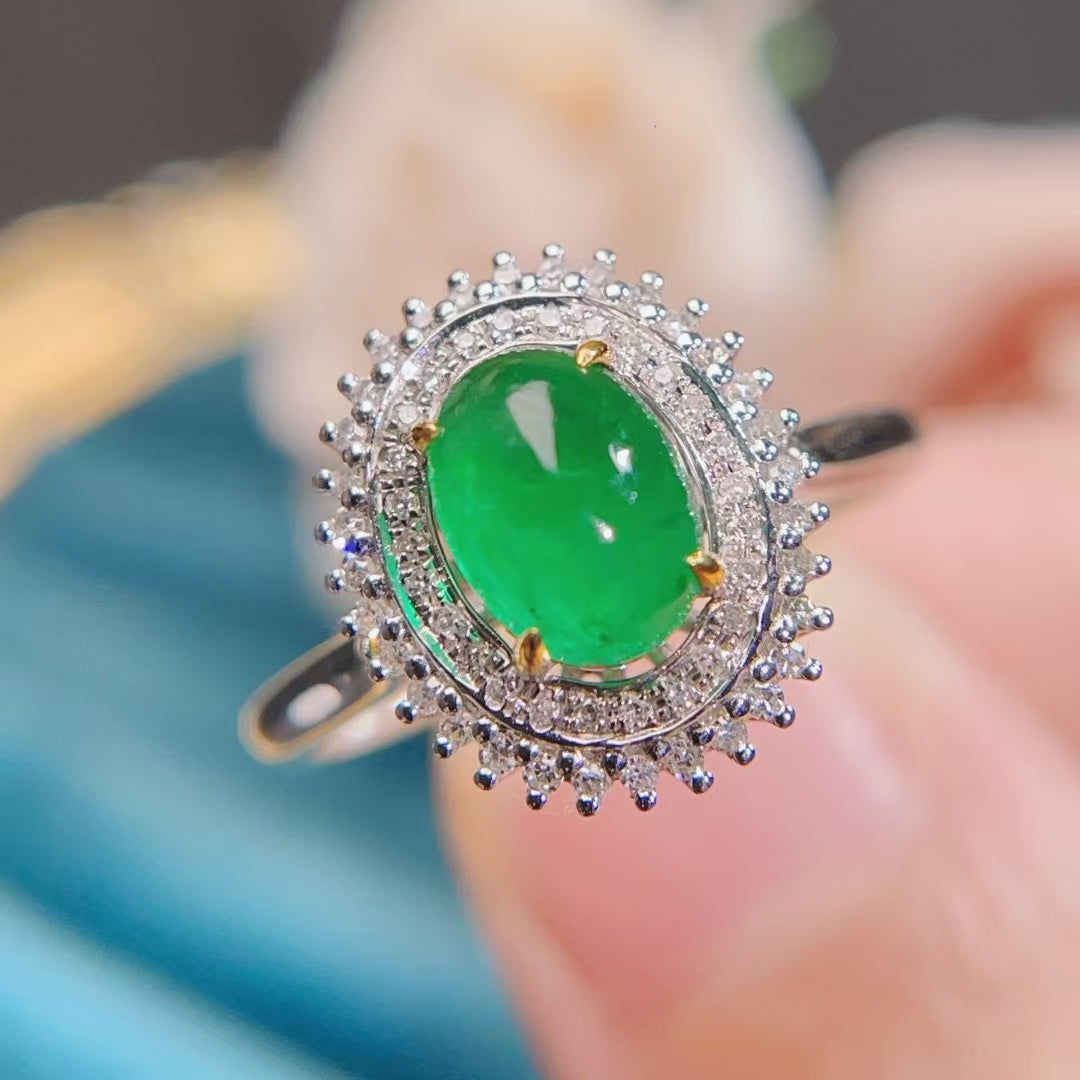 Natural emerald ring inlaid with 18k gold