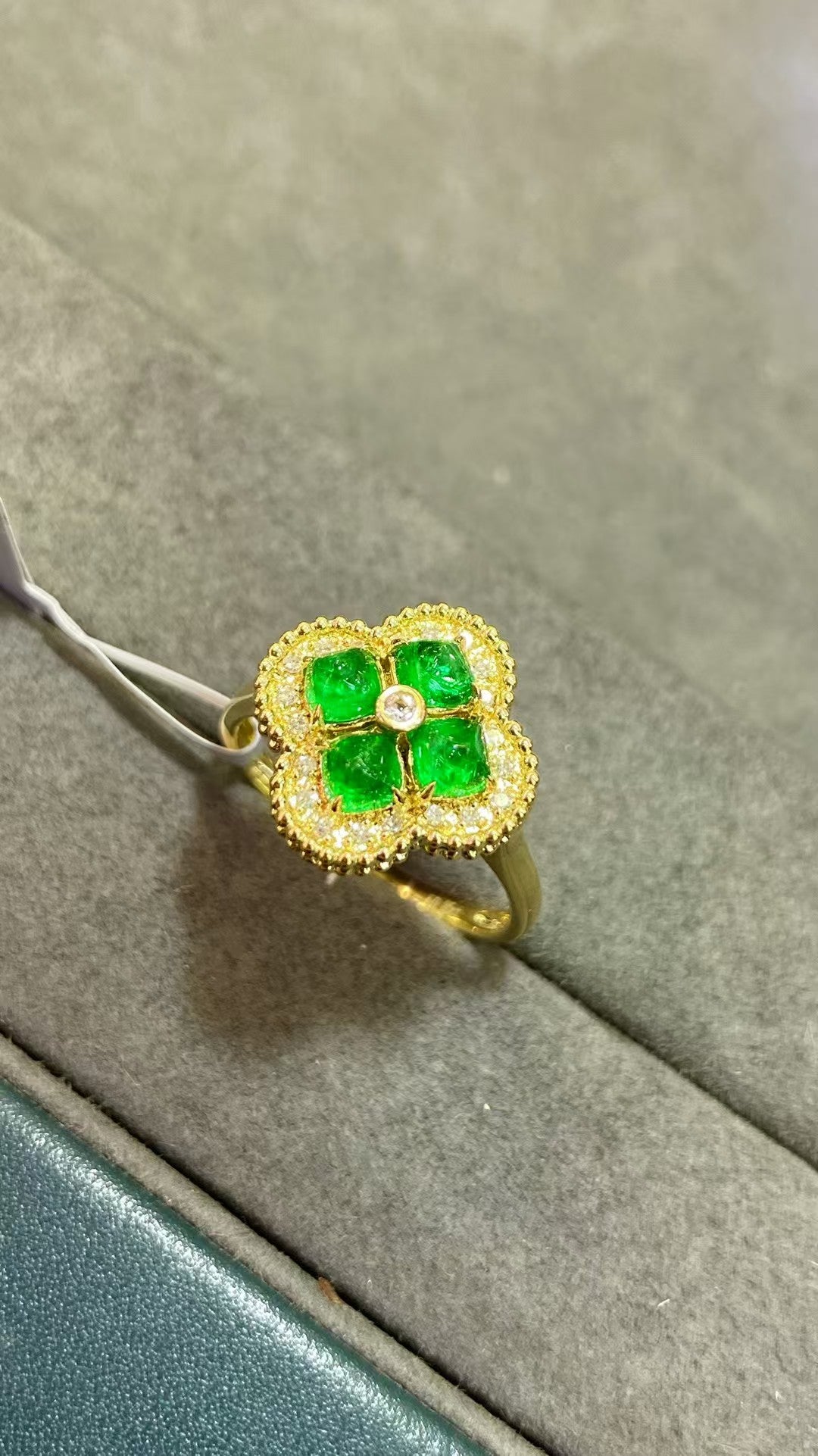 Panjshir Emerald 18K Gold Ring!