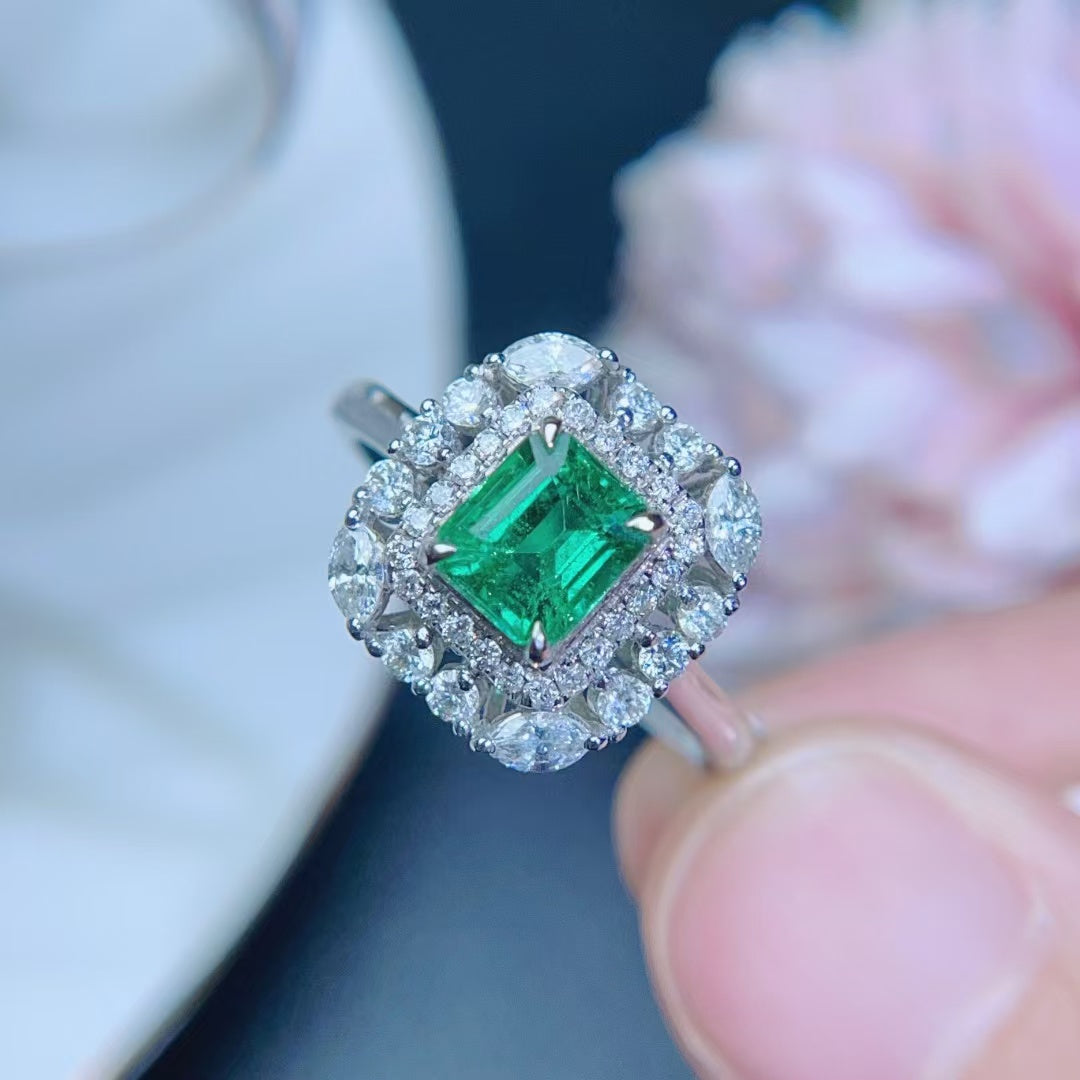 18K gold natural emerald ring