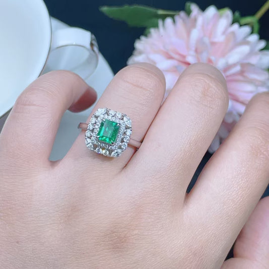 18K gold natural emerald ring