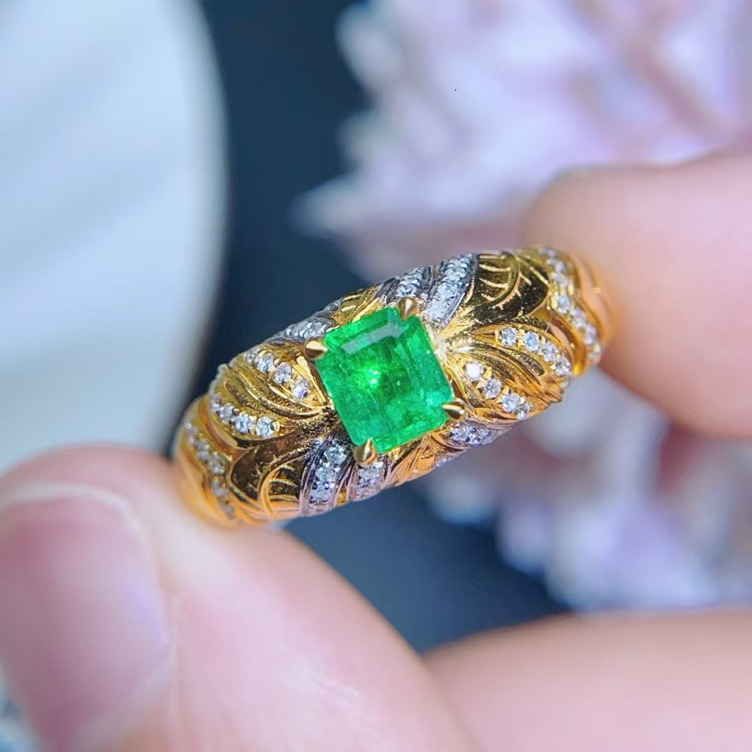 18K gold natural emerald ring