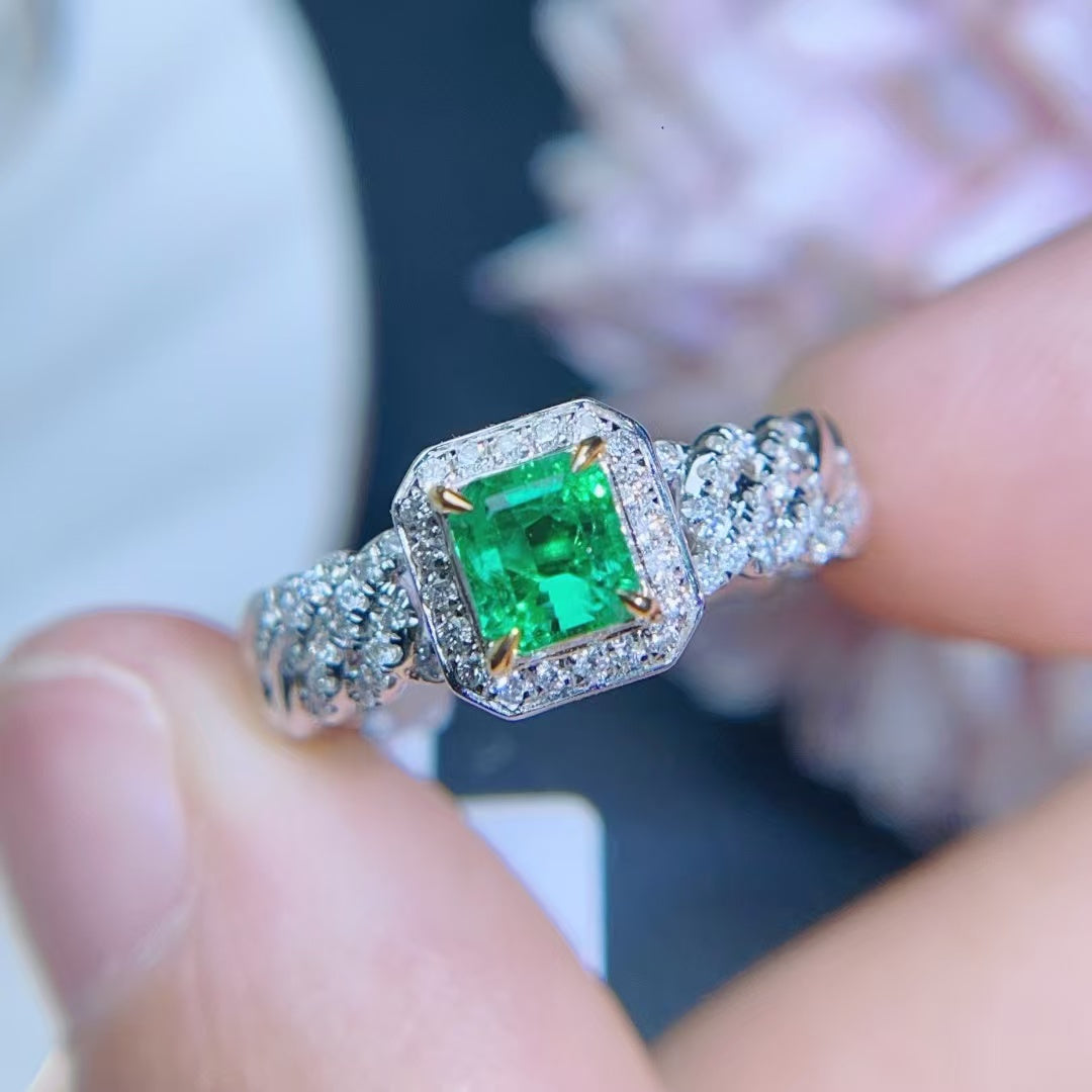 18K gold natural emerald ring