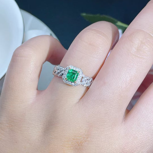 18K gold natural emerald ring