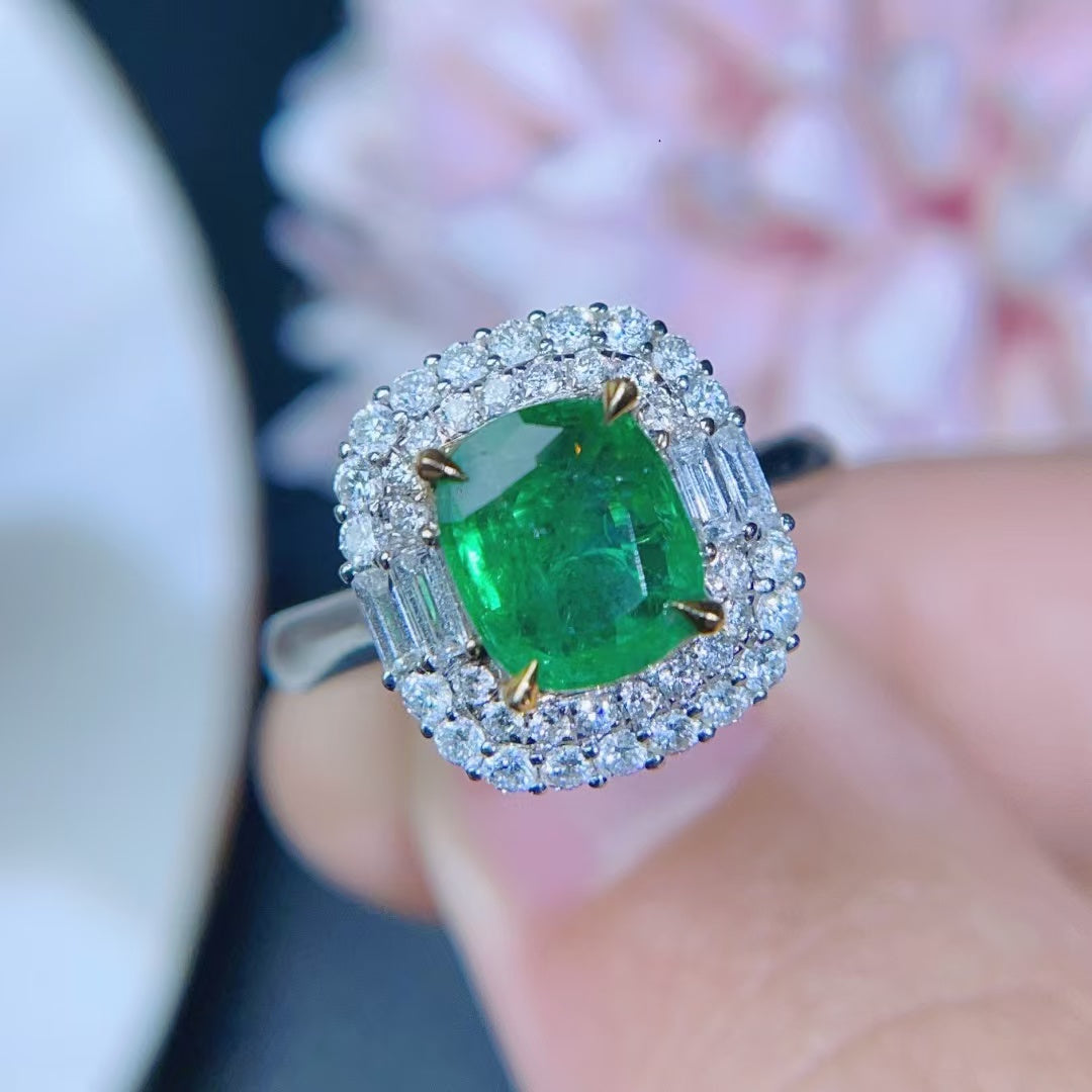 18K gold inlaid natural light oil emerald ring