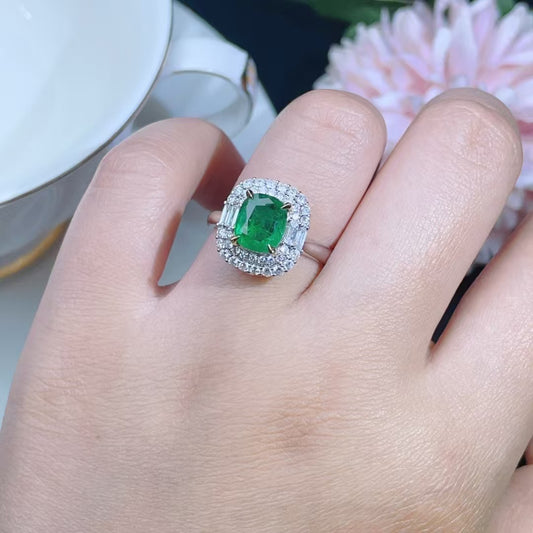 18K gold inlaid natural light oil emerald ring