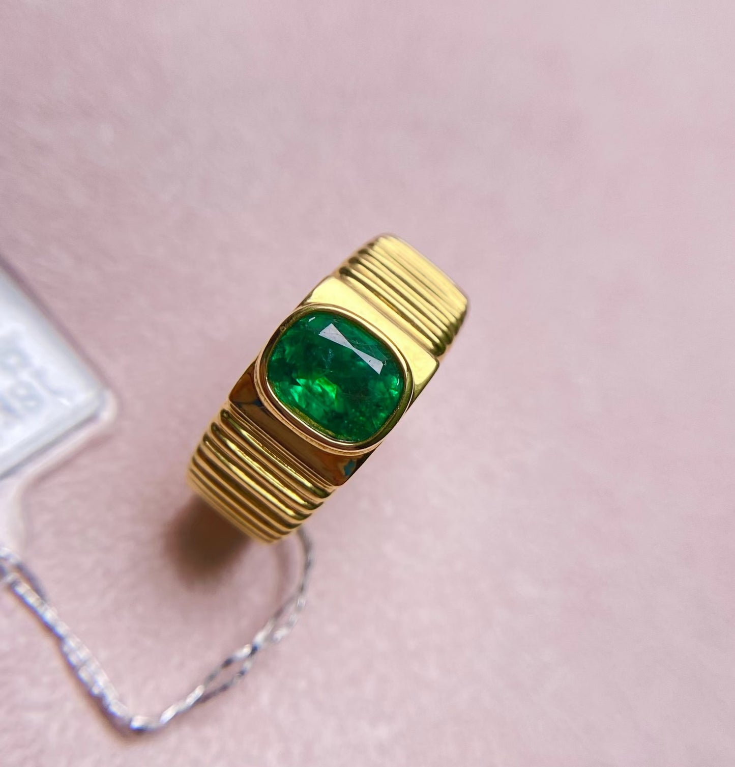 18K emerald ring,