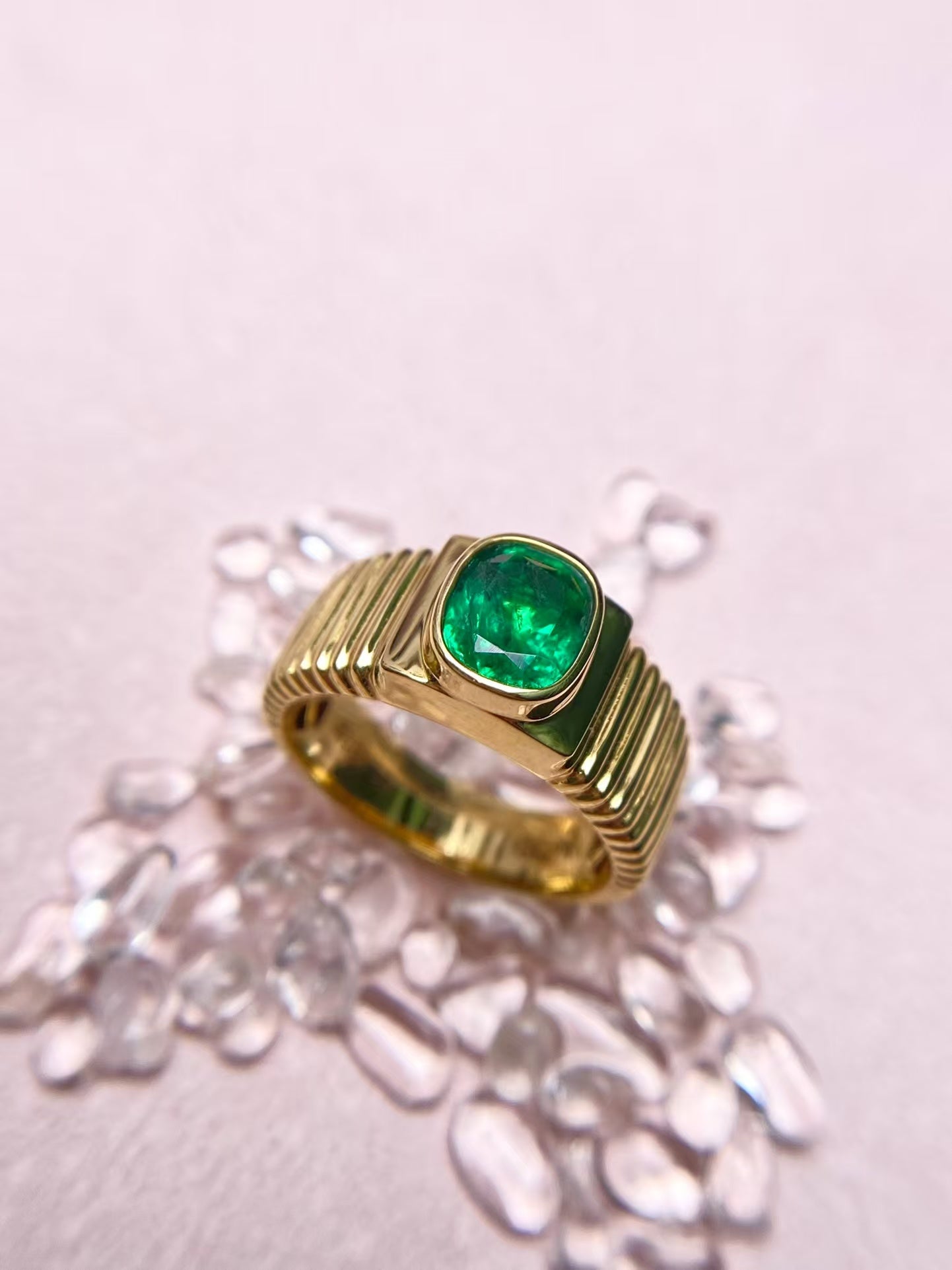 18K emerald ring,