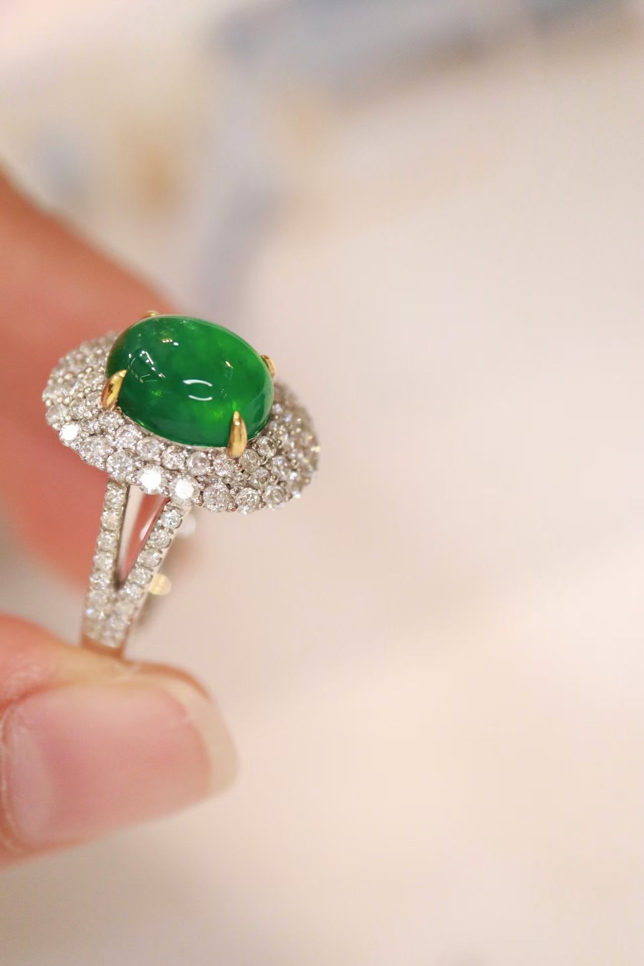 18k emerald ring VVG.