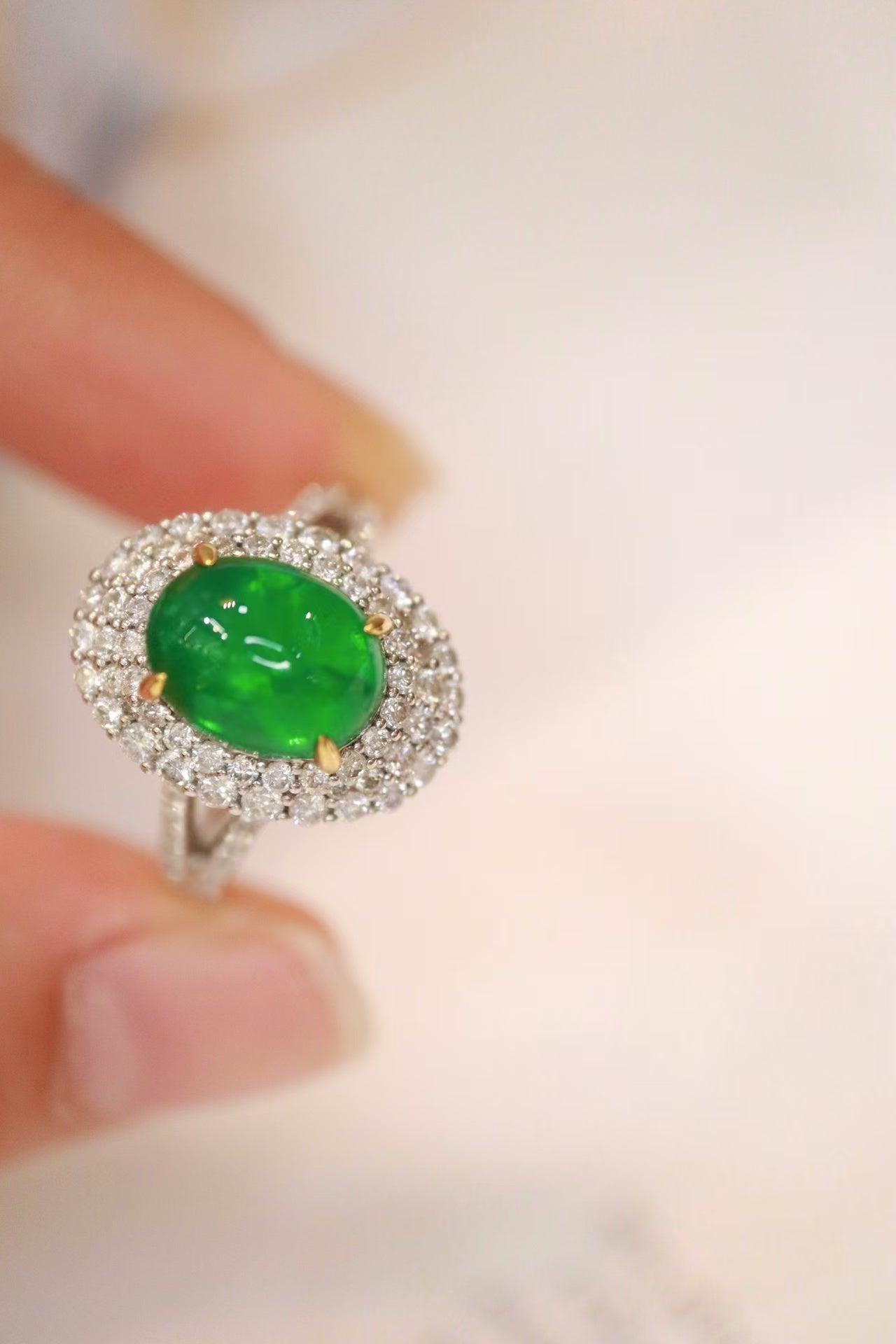 18k emerald ring VVG.