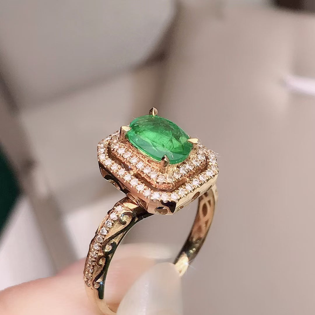 Retro and fashionable high-end feeling | Emerald ring