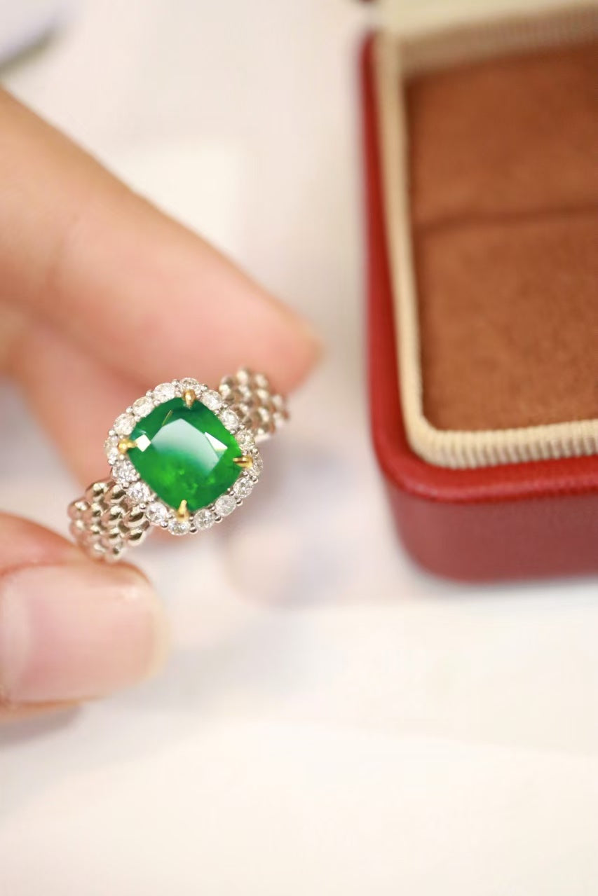 18k emerald ring VVG Muzo color