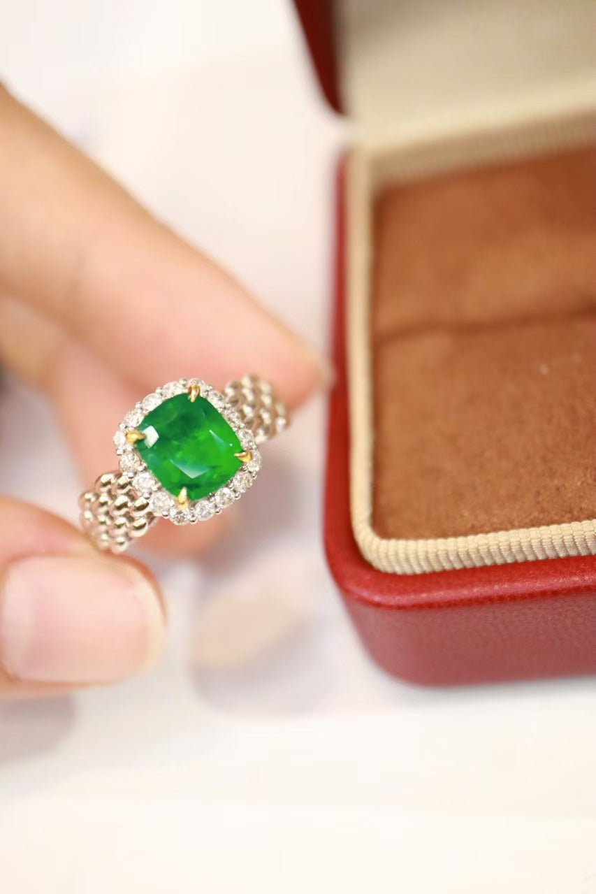 18k emerald ring VVG Muzo color