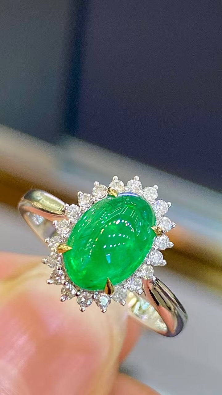 Natural emerald 18K gold ring!