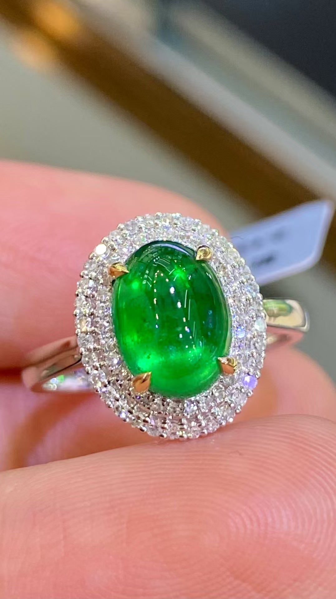 Natural emerald 18K gold ring!