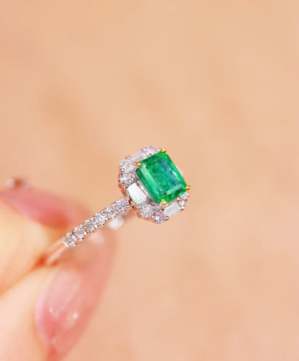 18K Gold Natural Emerald Ring💍