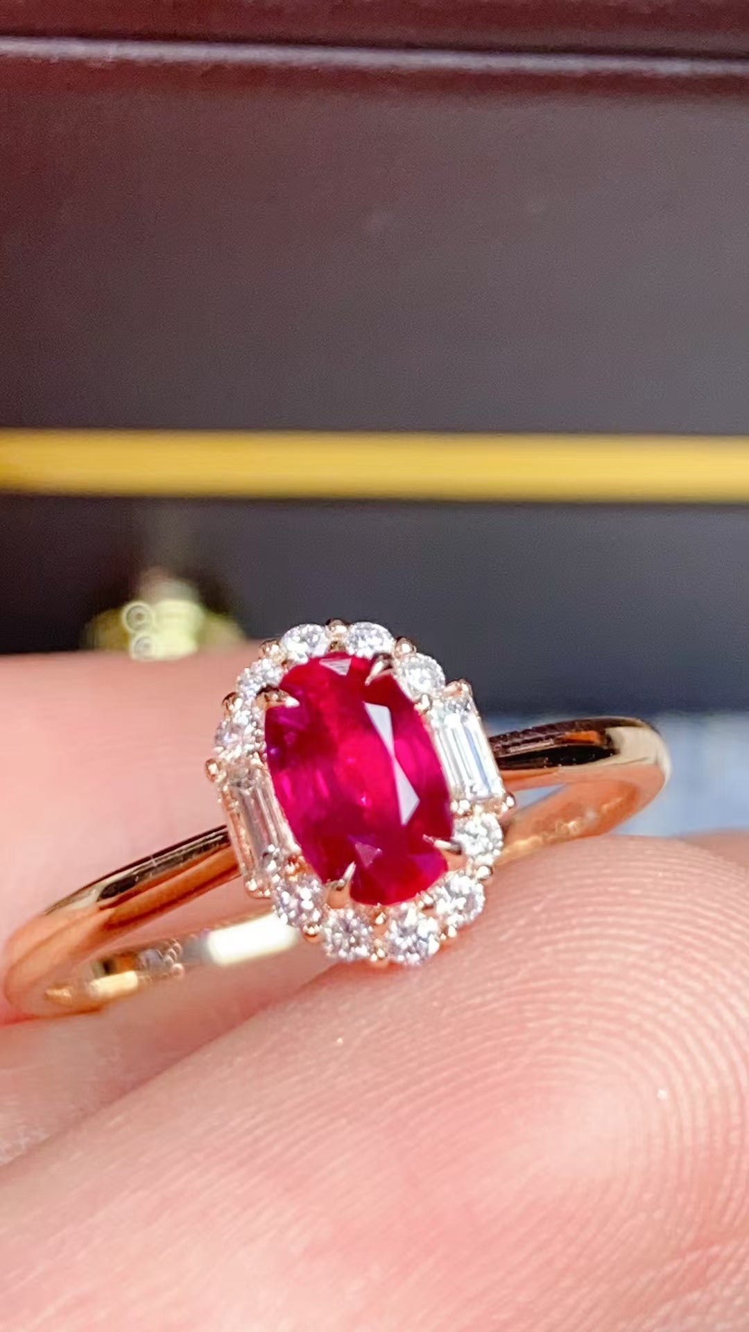 Unheated ruby 18K gold ring!