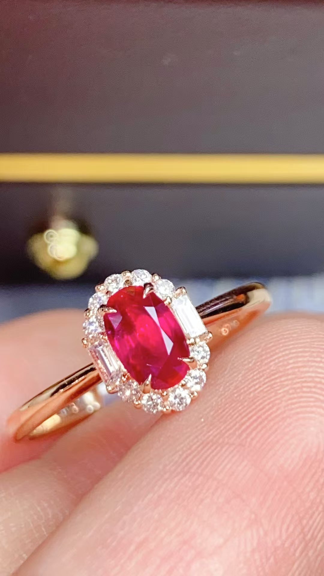 Unheated ruby 18K gold ring!