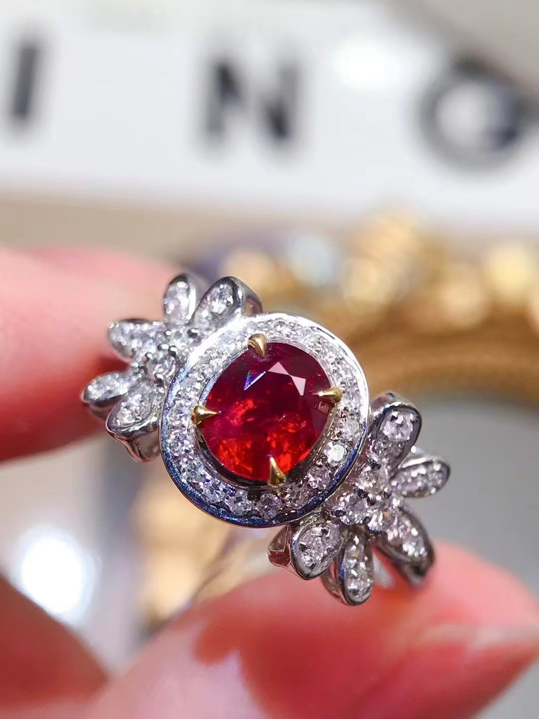 Unheated ruby ring💍"Pigeon Blood" pigeon blood red!