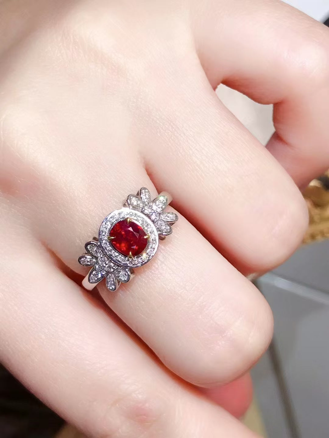 Unheated ruby ring💍"Pigeon Blood" pigeon blood red!