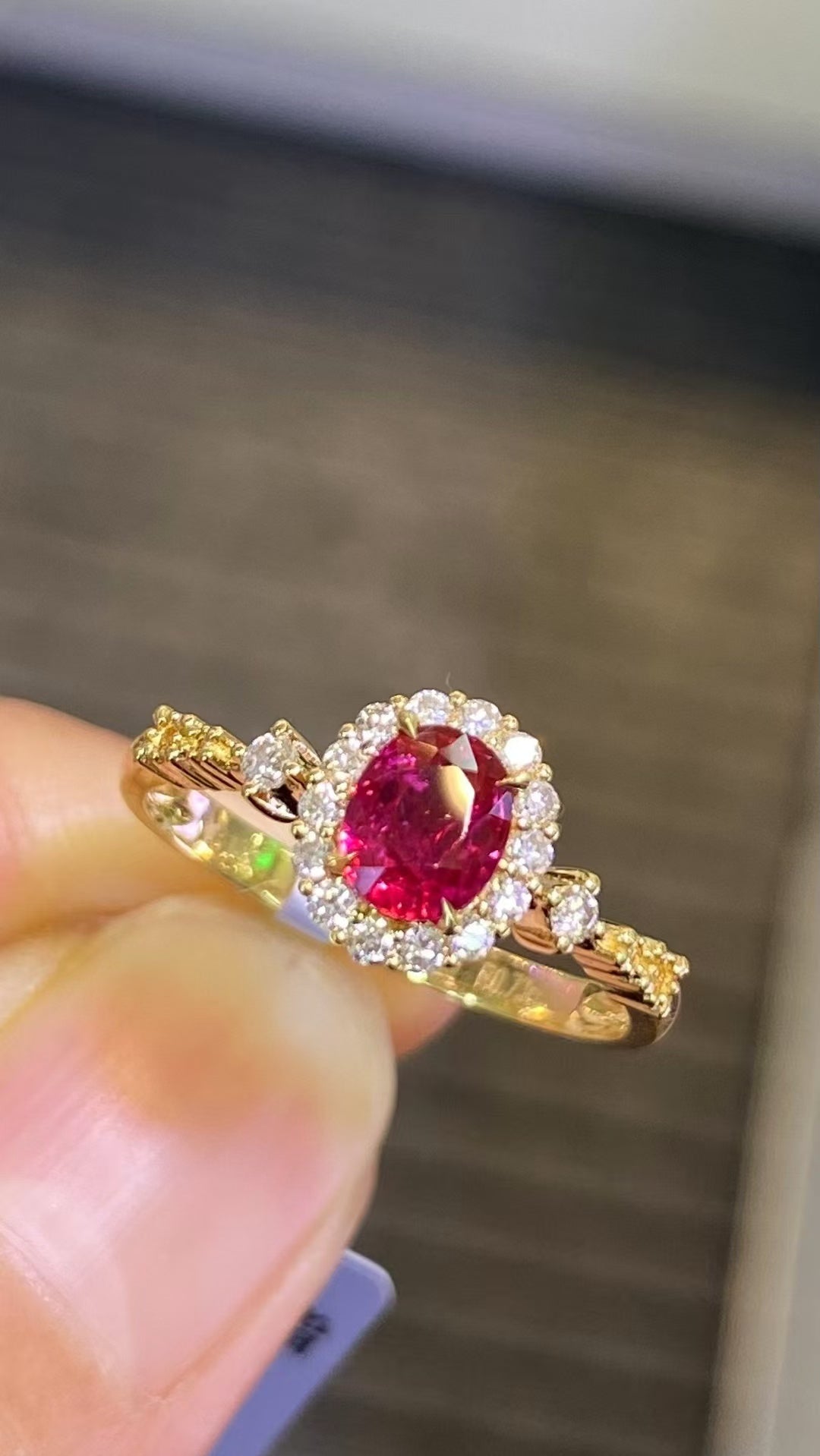 Unheated ruby 18K gold ring!