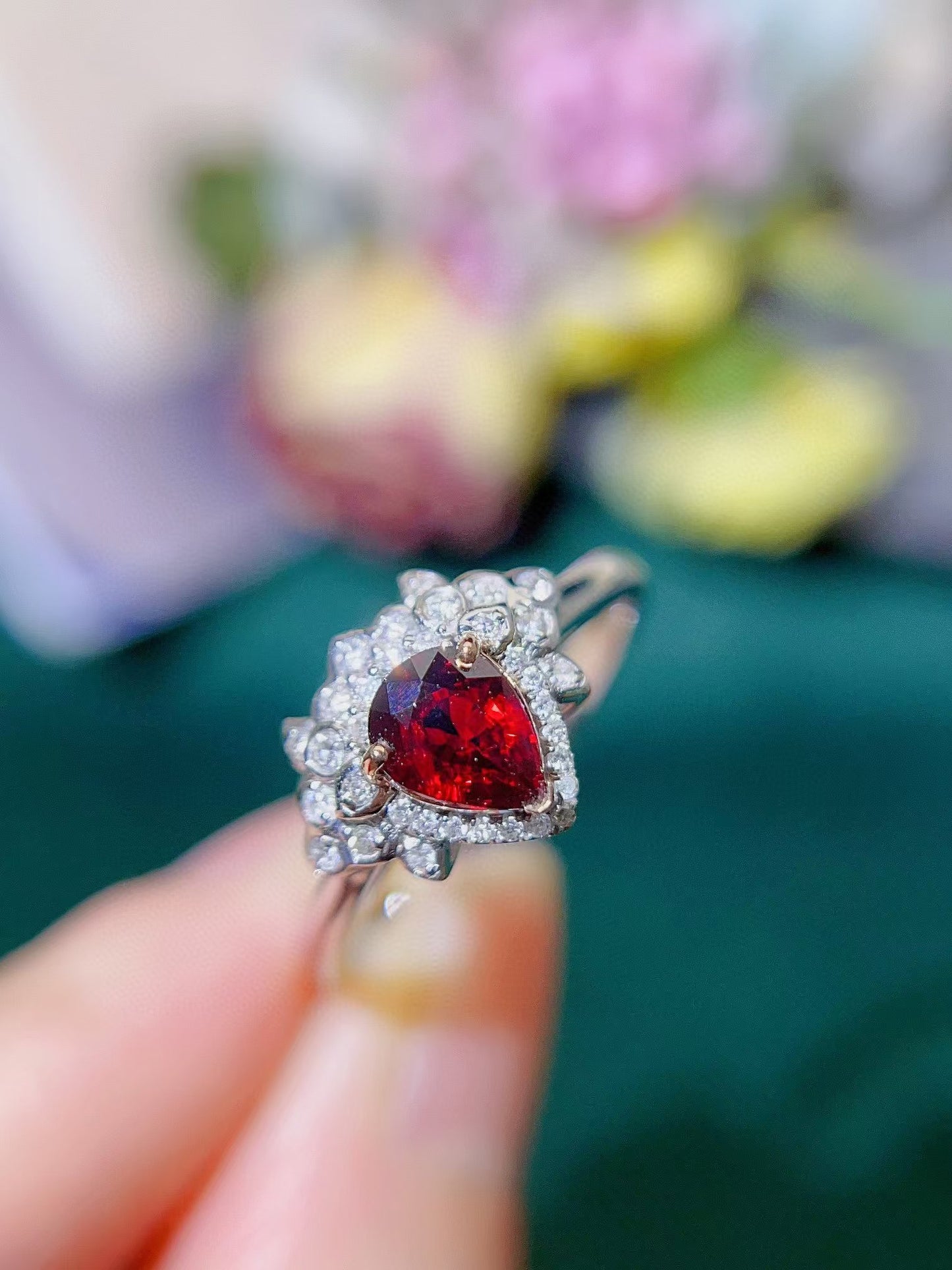 Unheated ruby ring💍Classic and simple style, noble and versatile