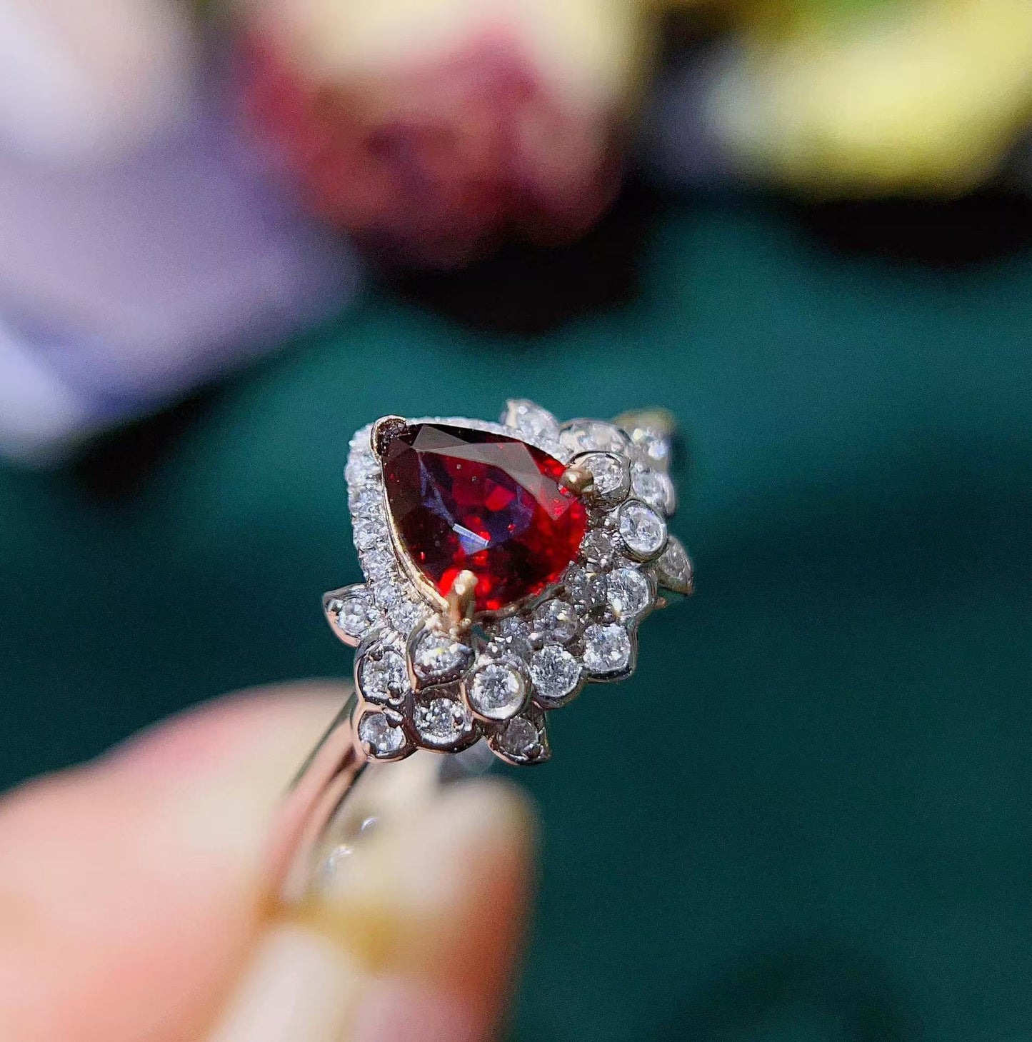 Unheated ruby ring💍Classic and simple style, noble and versatile