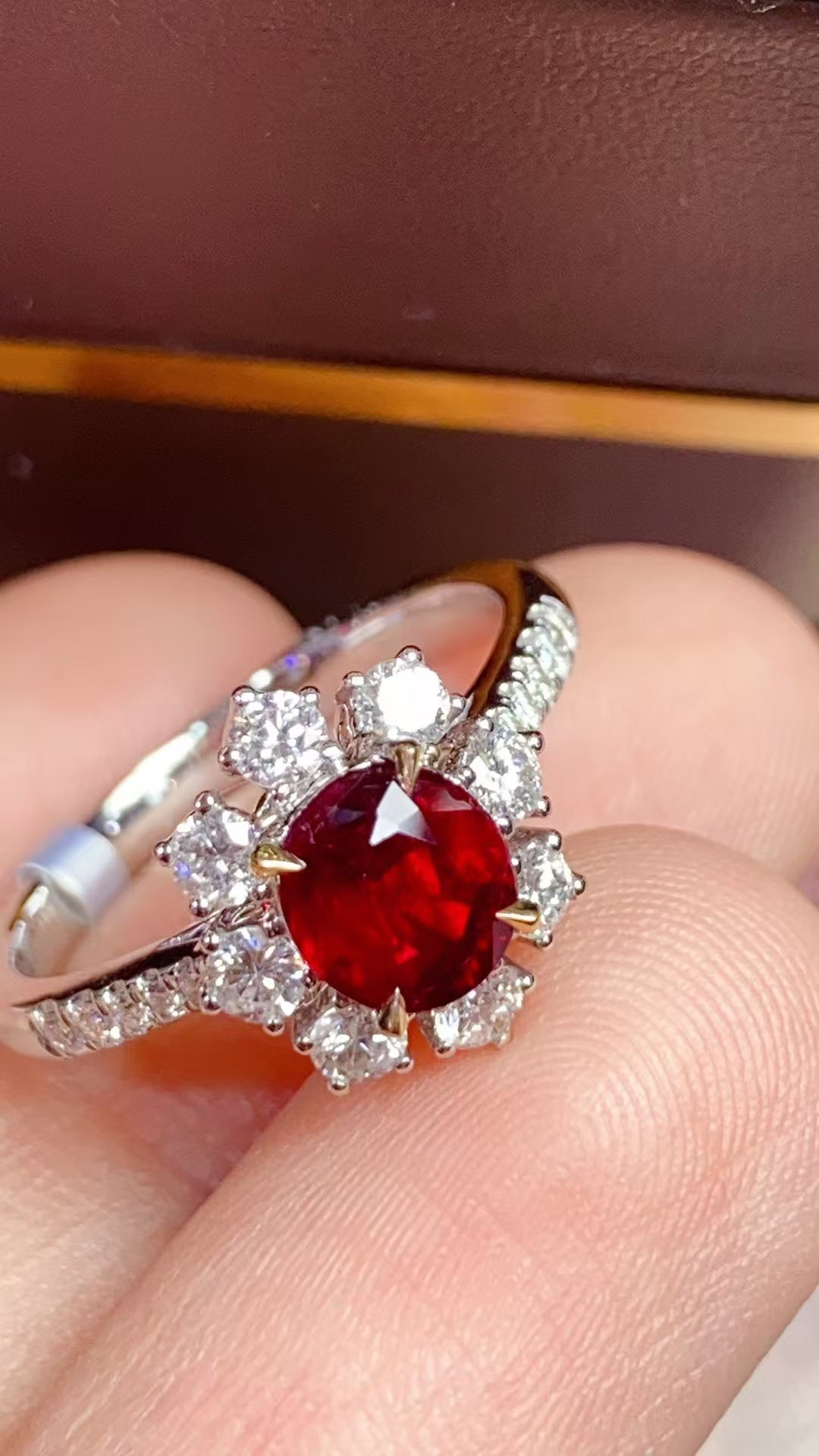 Unheated ruby 18K gold ring!