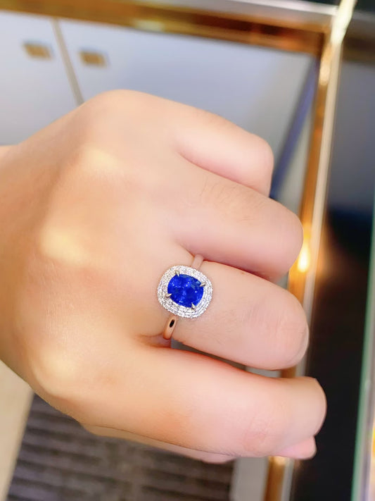 Natural sapphire 18K gold ring!