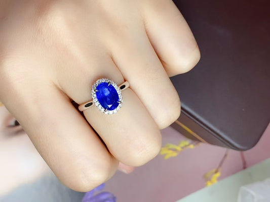 Natural sapphire 18K gold ring!