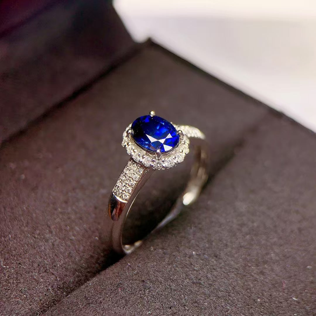 Rich and deep sapphire🌌18k gold sapphire ring