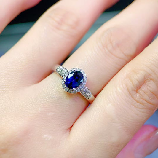 Rich and deep sapphire🌌18k gold sapphire ring