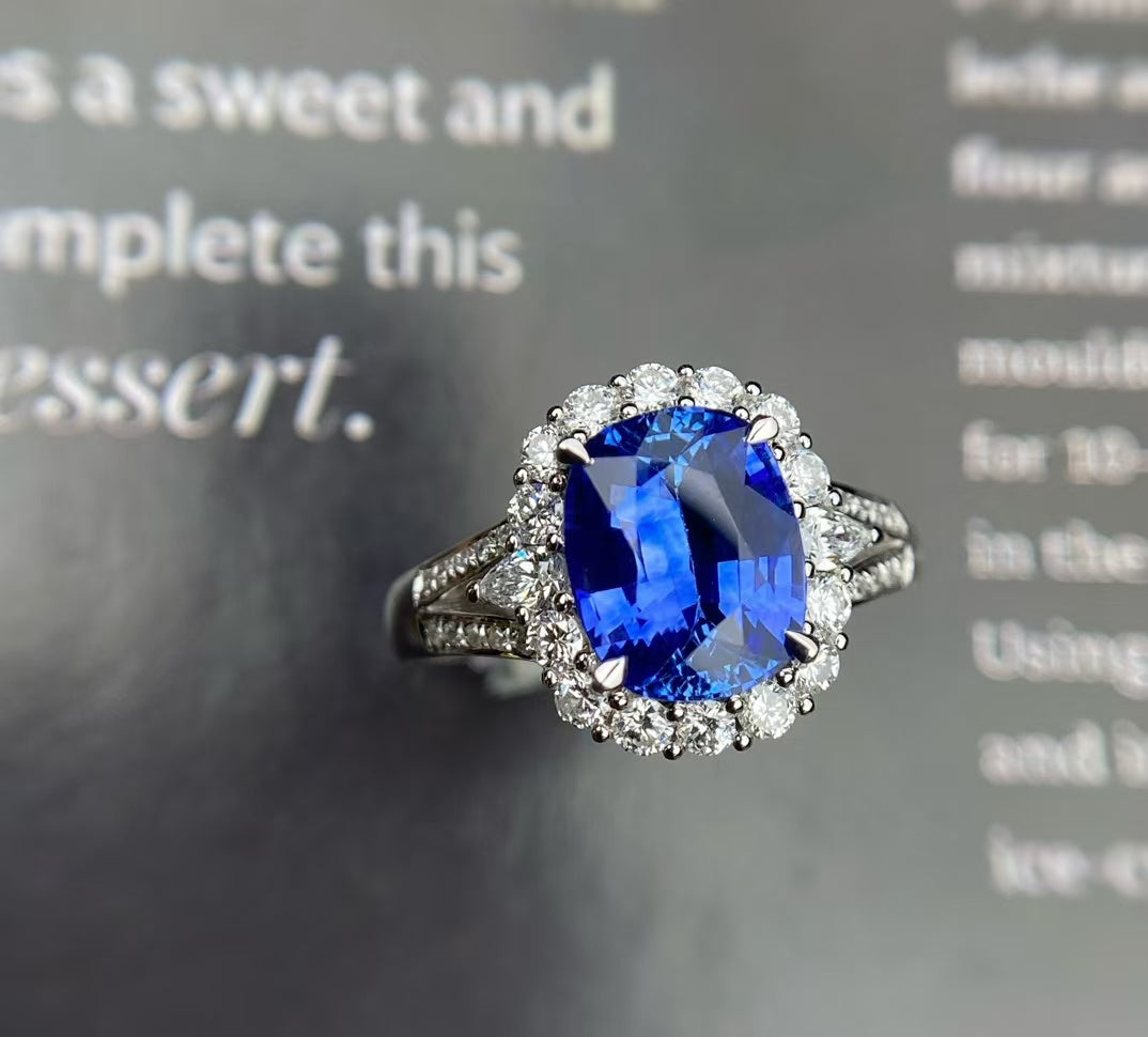 High-end American goods~ Sapphire ring 💍✨18k gold with diamond inlay 💎 Cornflower blue