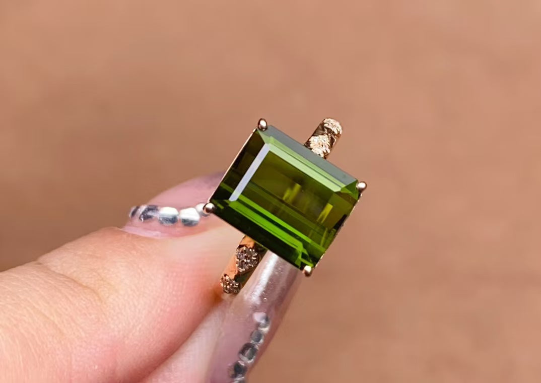 Natural 18K gold tourmaline ring💍With real South African diamond💎