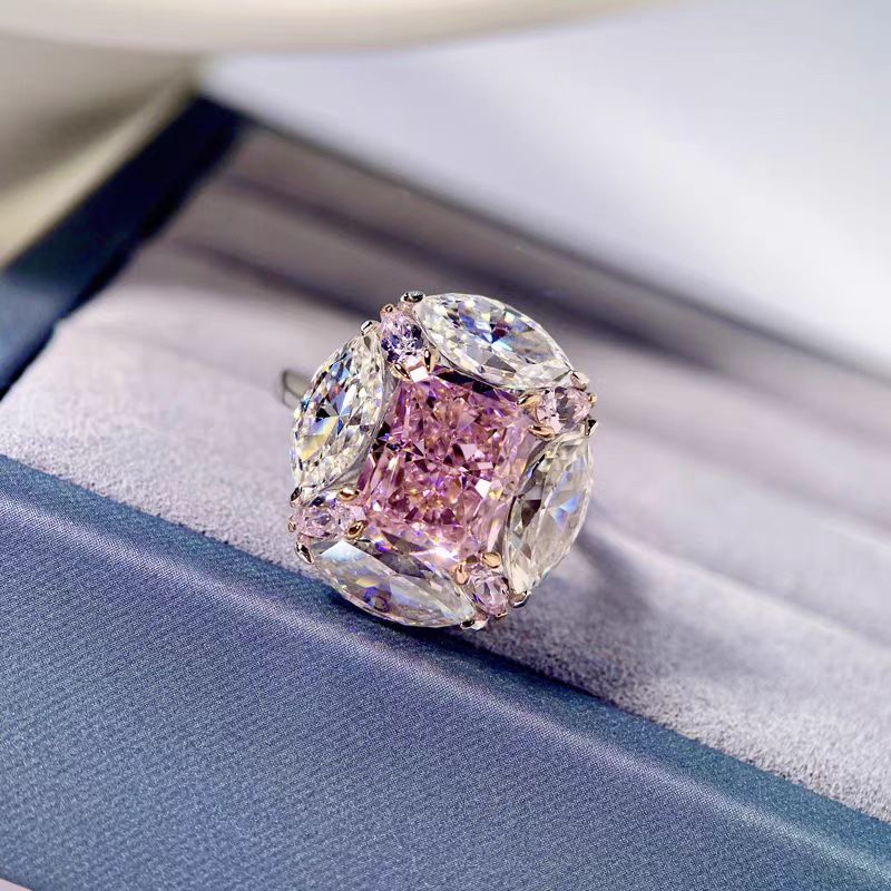 High-end custom bubble gum pink diamond ring niche design light luxury large diamond ring