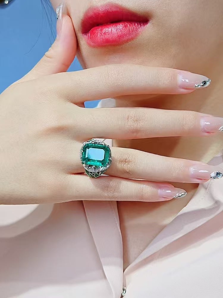 New luxury emerald design 8 carat diamond ring female wedding 925 sterling silver plated platinum jewelry