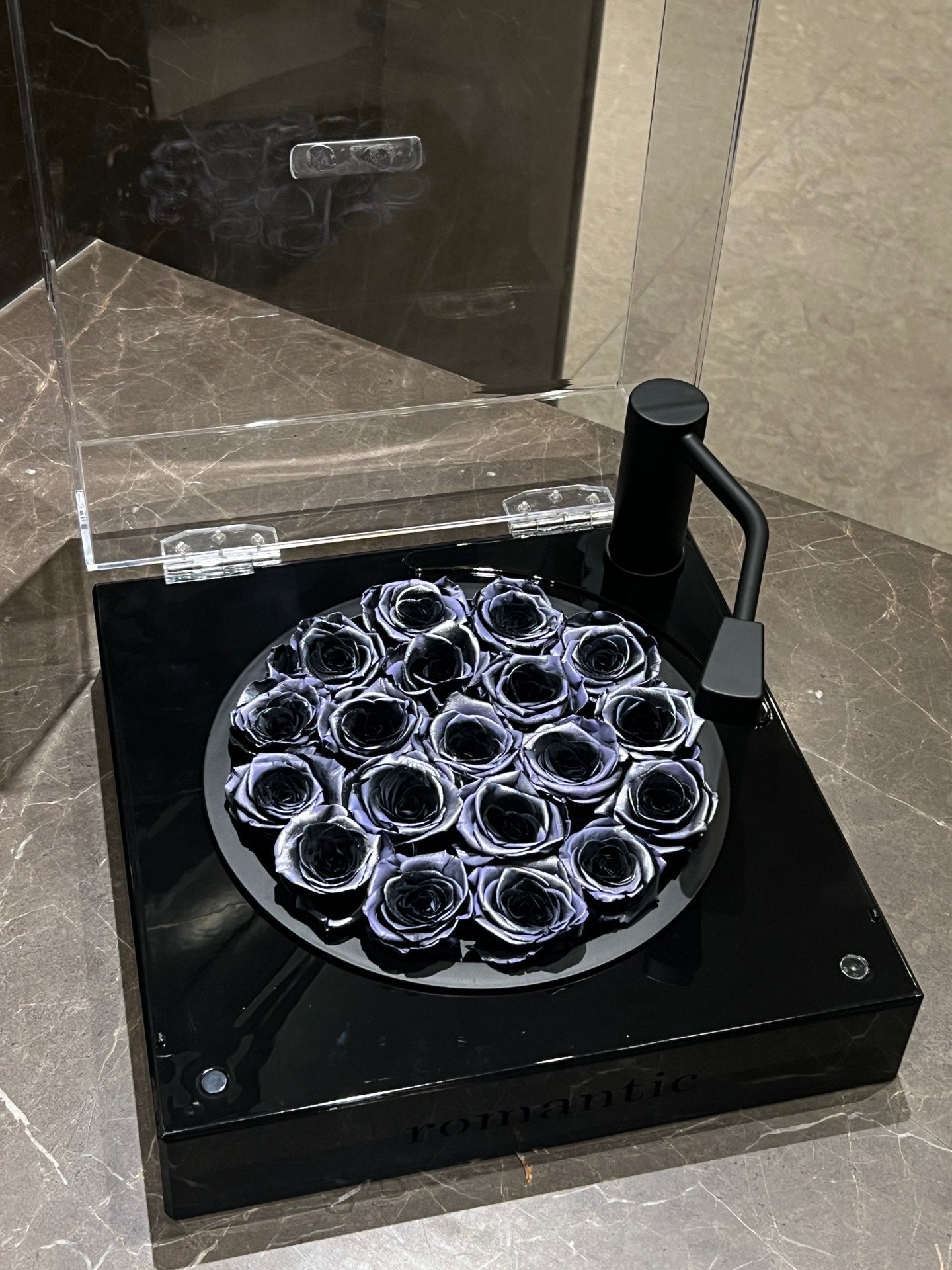 Luxury Eternal Rose in Heart Box with Bluetooth Speaker - Romantic Anniversary Gift