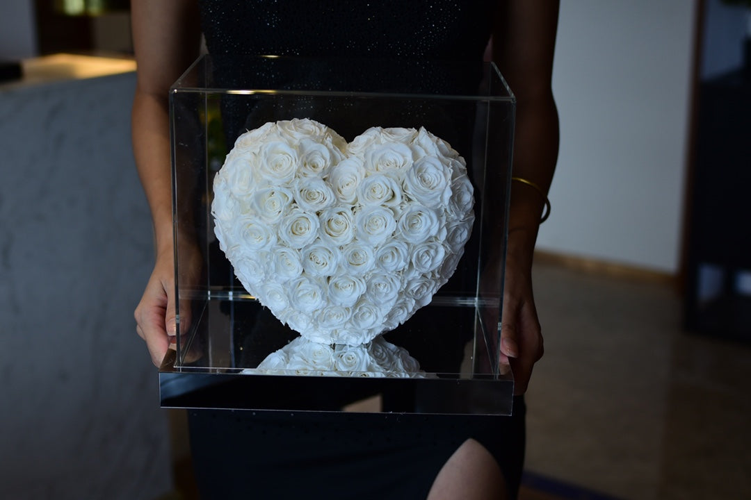 【Valentine's Day Gift for Her】Eternal Rose in Mirror Heart Box - Real Preserved Flower, 3D Acrylic Art, Home Decor for Wife, Girlfriend, Fiancée