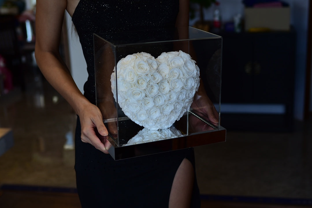 【Valentine's Day Gift for Her】Eternal Rose in Mirror Heart Box - Real Preserved Flower, 3D Acrylic Art, Home Decor for Wife, Girlfriend, Fiancée