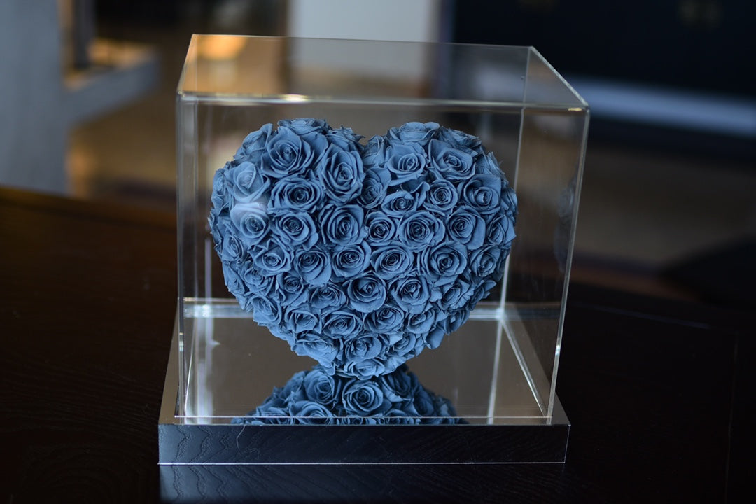 Luxury Eternal Blooming Rose Encased in a Crystal Clear Heart - Elegant Anniversary Gift for Her, Mother's Day Present
