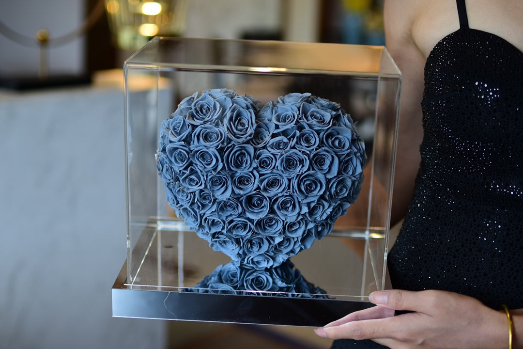 Luxury Eternal Blooming Rose Encased in a Crystal Clear Heart - Elegant Anniversary Gift for Her, Mother's Day Present