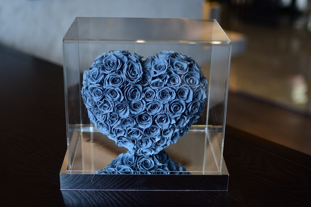 Luxury Eternal Blooming Rose Encased in a Crystal Clear Heart - Elegant Anniversary Gift for Her, Mother's Day Present