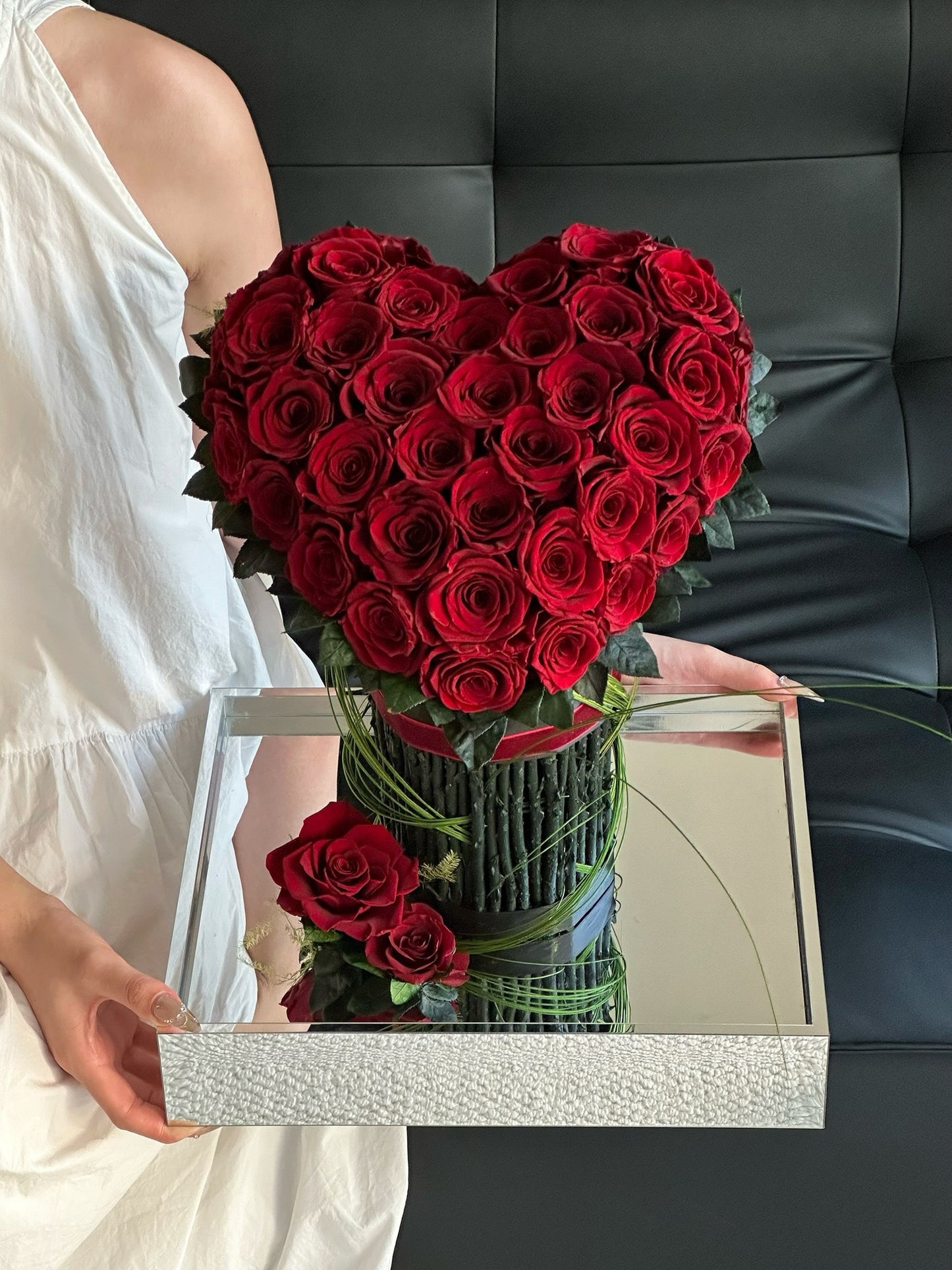 Eternal Love Red Rose Heart - Lasting Artful Gift for Valentine‘s Day & Anniversary