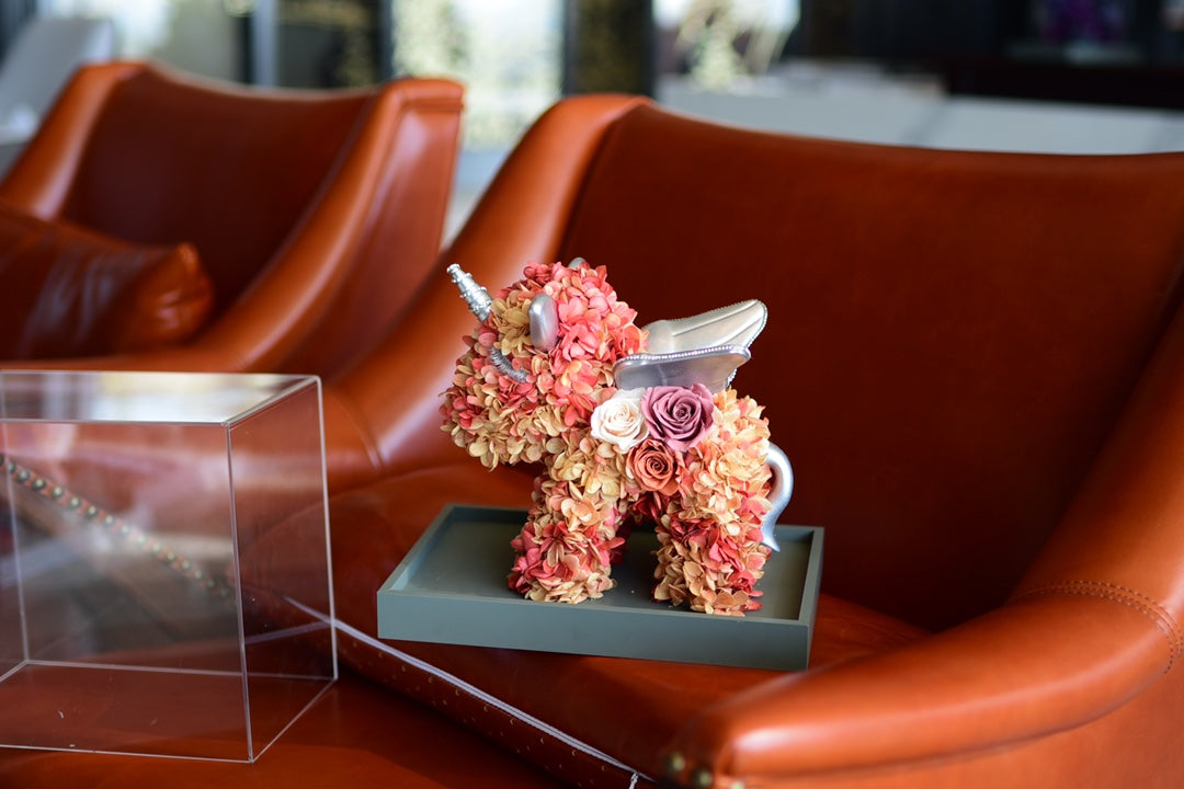 Premium Eternal Unicorn Collection - Handcrafted with Preserved Roses, A Stunning Statement Piece for Any Room