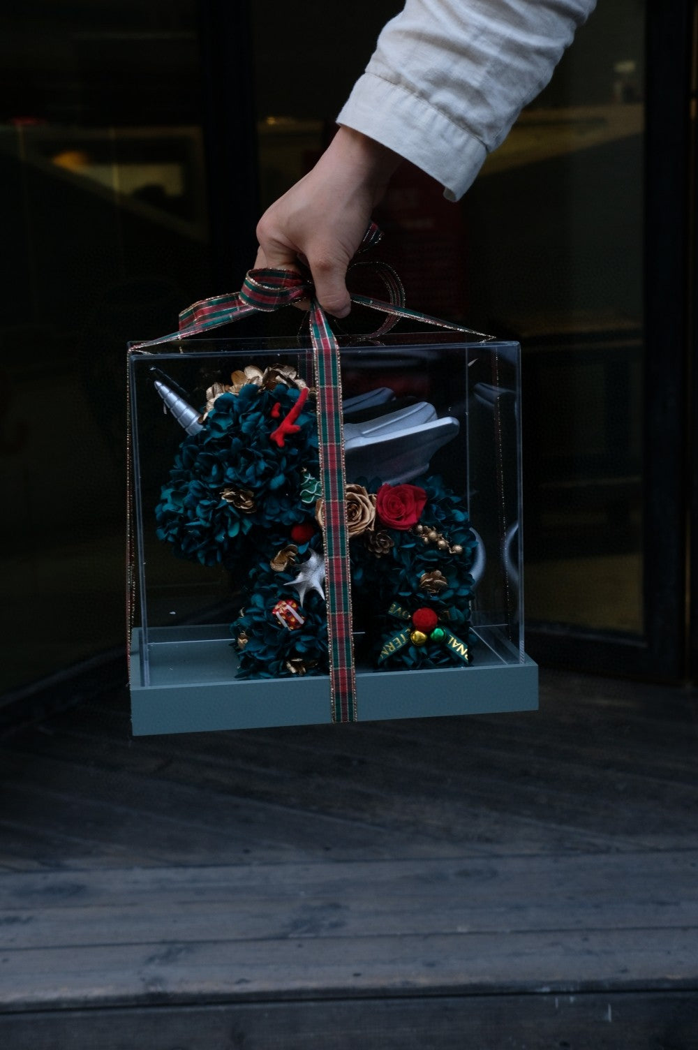 Luxury Preserved Unicorn with Real Roses - Grand Opening Gift, Unique Corporate Gift Idea for Clients