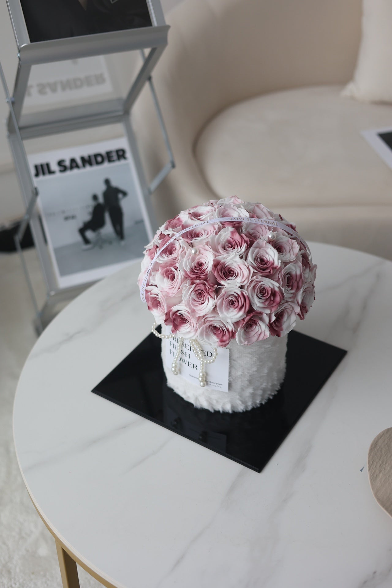 Luxury Preserved Rose Hug Bucket - Everlasting Blooms, Timeless Affection Gift, Great for Christmas & Valentine's Day