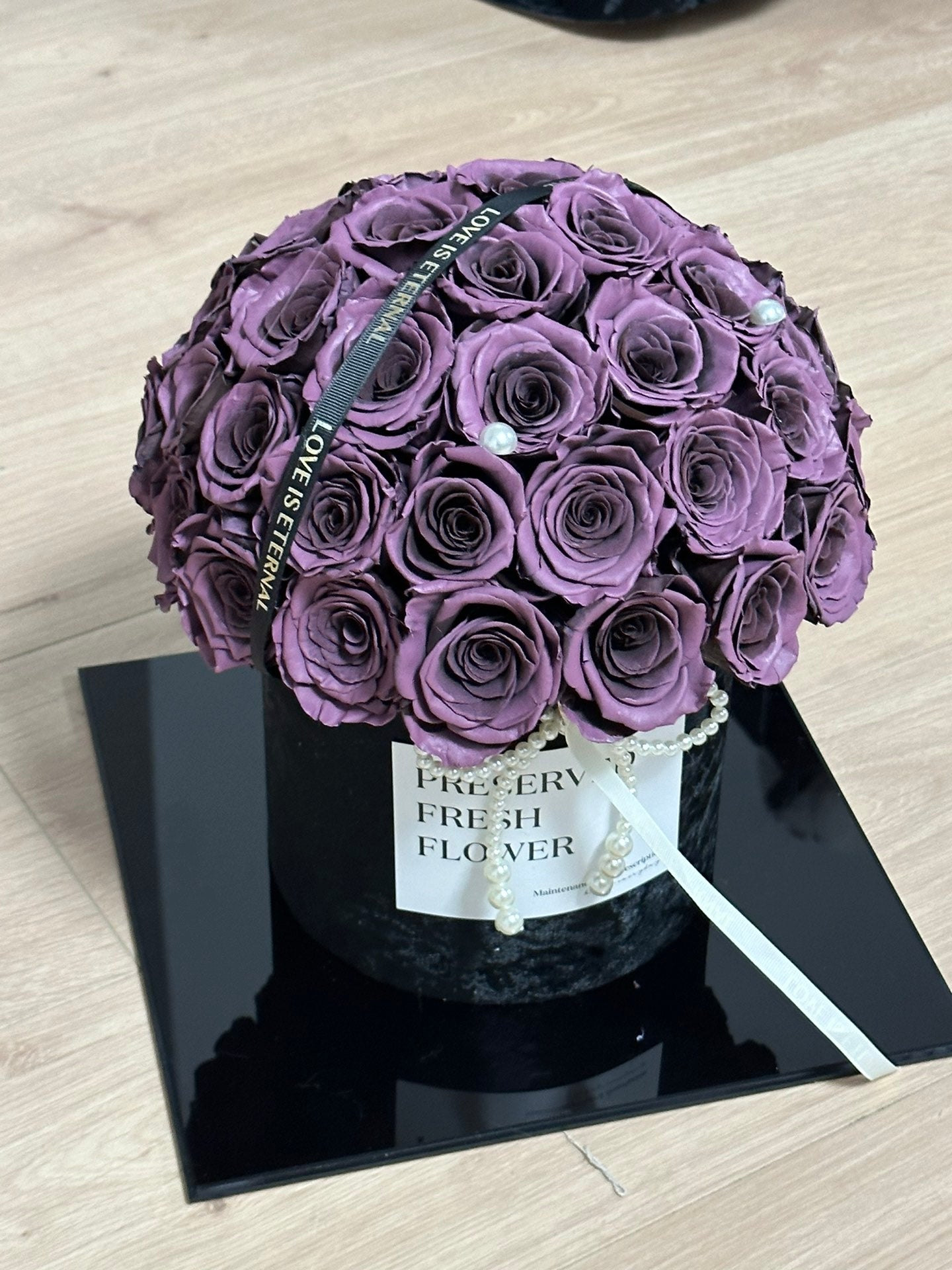 Preserved Rose Hug Bucket - Eternal Flowers, Forever Love Gift, Suitable for Her (Mom, Wife, Girlfriend) on Any Occasion